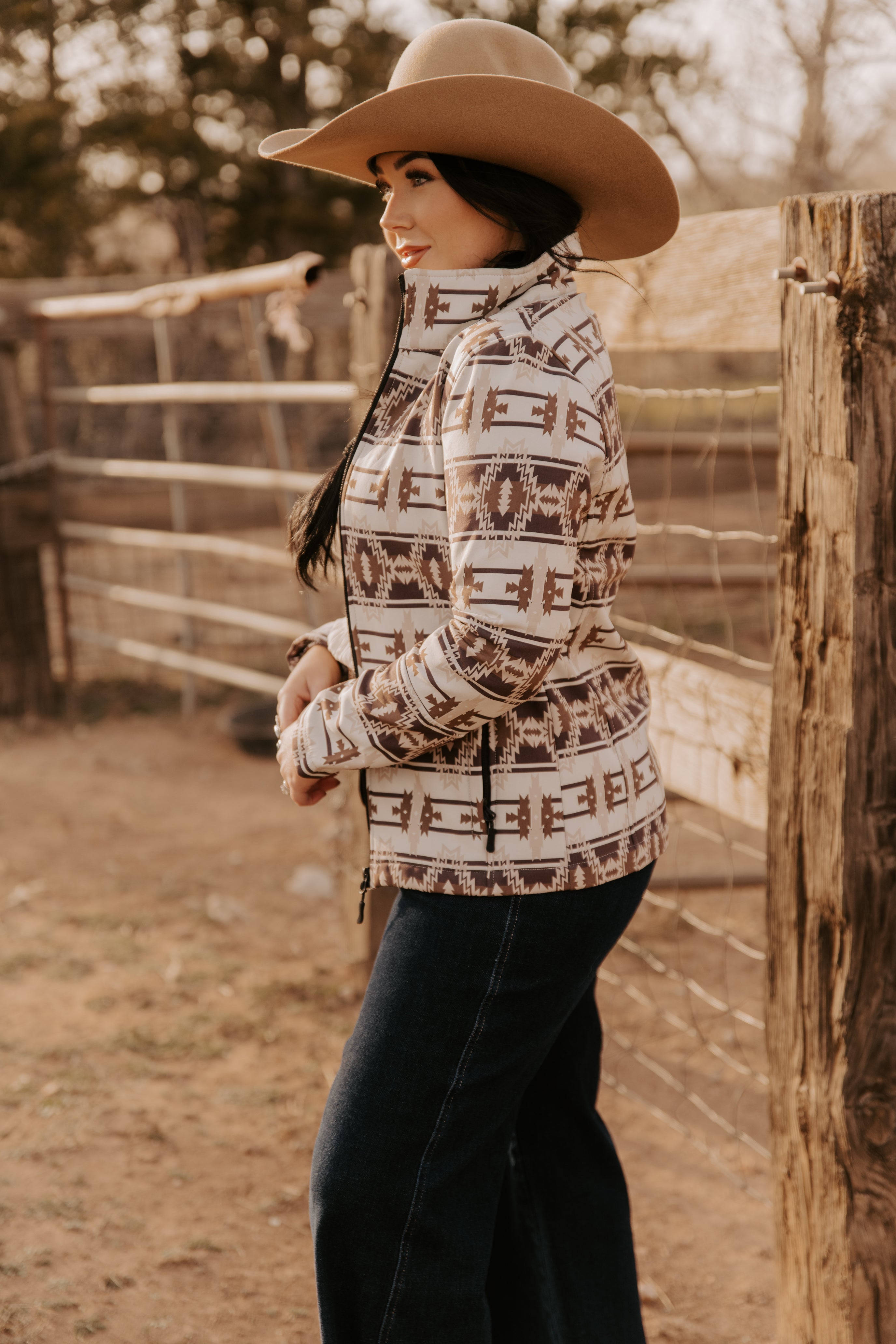 Ladies Bonded Softshell Jacket in Aztec Print