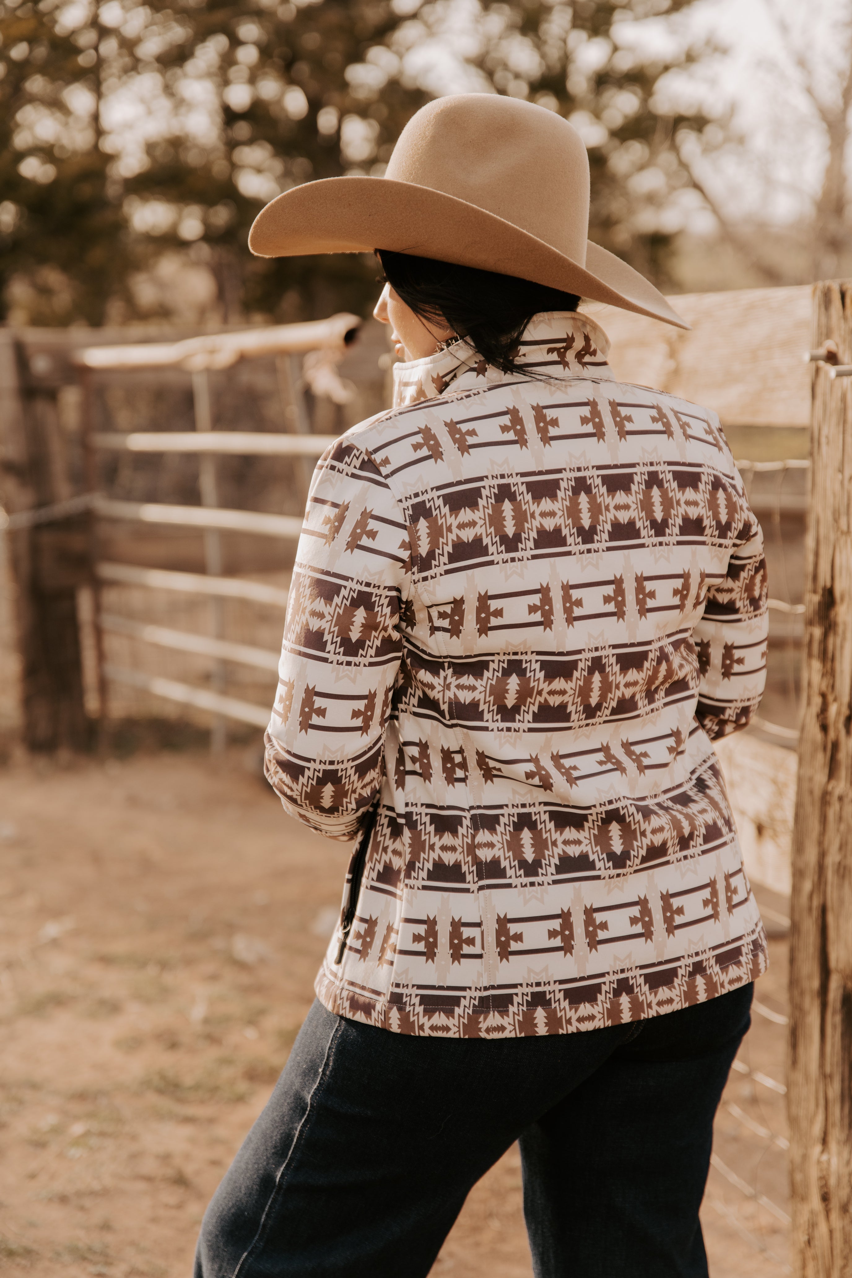 Ladies Bonded Softshell Jacket in Aztec Print