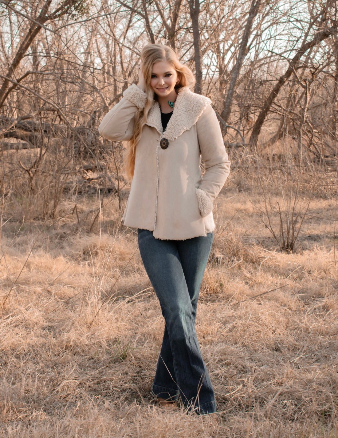 Ladies Fashion Poly Faux Suede Jacket with Poly Faux Fur Collar and Lining.L-251101