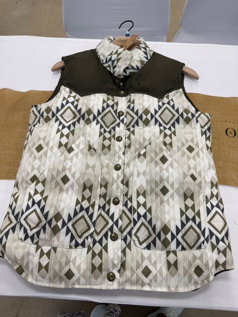 Ladies' Quilted Western Vest | Style L-2620