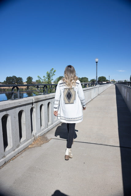 LADIES SWEATER