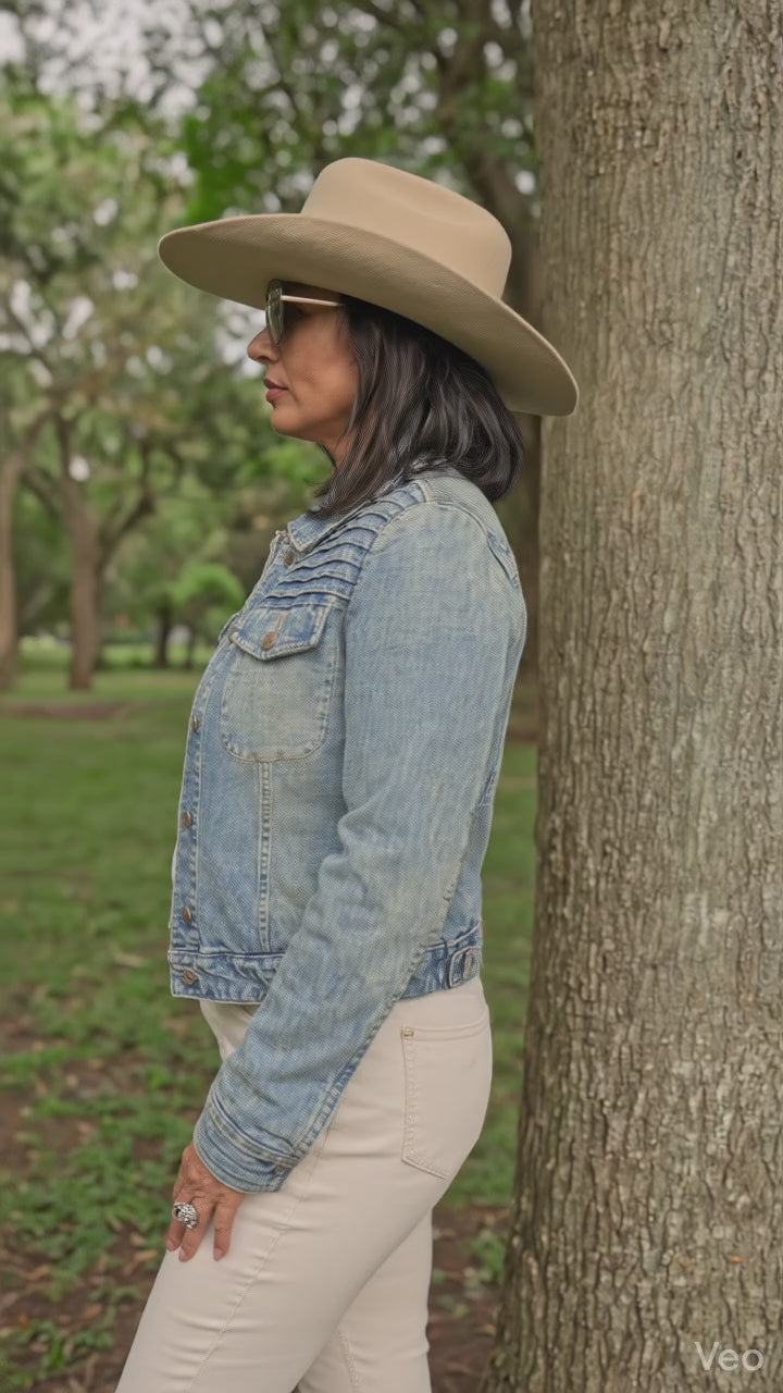 Ladies Denim Jacket.G-MON-2530