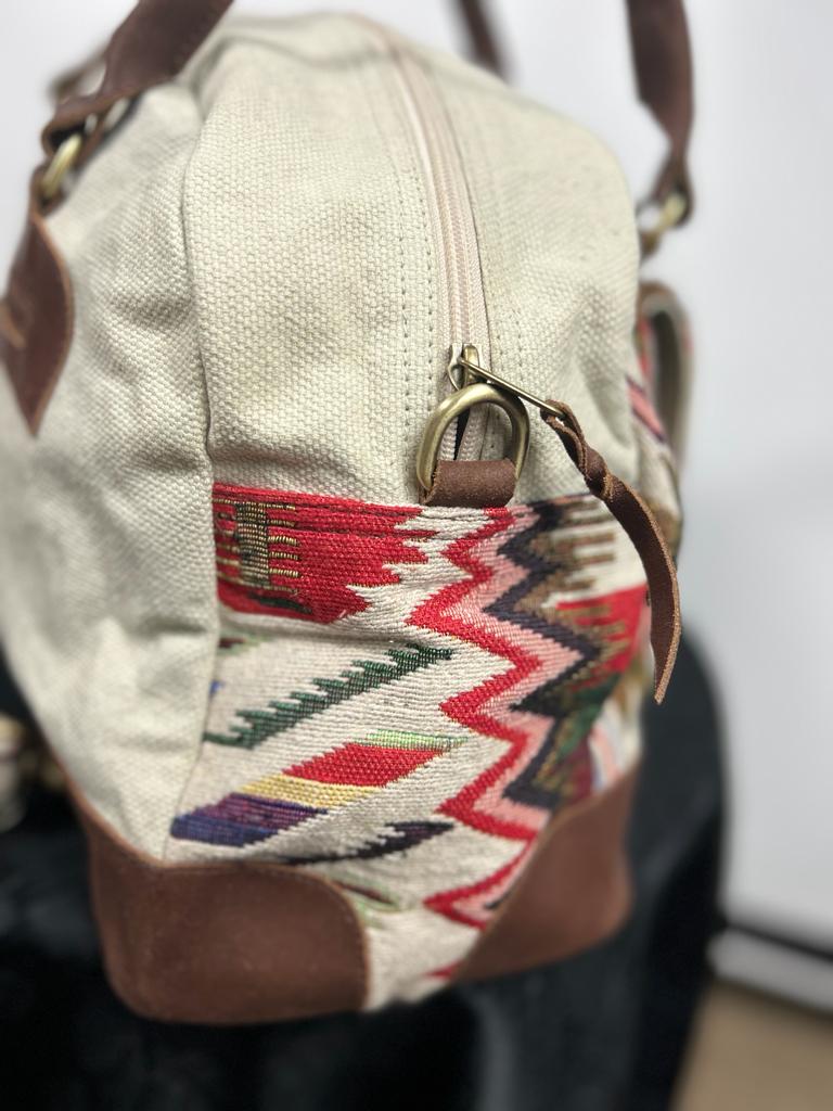 MontanaCo hand Bag Style# V-4913